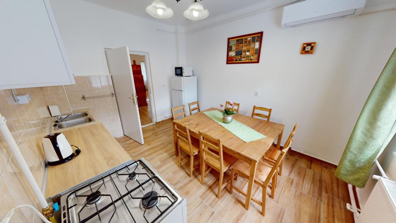 Family Apartman Miskolc Exterior foto